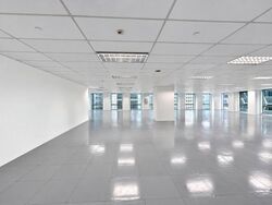 Oue Downtown (D1), Office #633275551